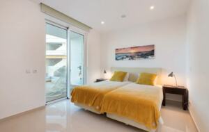 Modern 3-Bedroom Marina Getaway - Lagos, Portugal