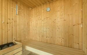 Modern 3-Bedroom Marina Getaway - Lagos, Portugal