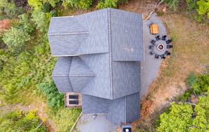 Luxury Mountain and Lake View Cabin - Blue Ridge, Georgia