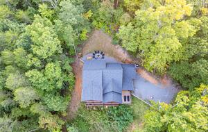 Luxury Mountain and Lake View Cabin - Blue Ridge, Georgia