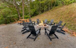 Luxury Mountain and Lake View Cabin - Blue Ridge, Georgia