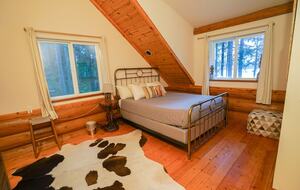 Wild Oyster Lodge on Hood Canal | Beach and Hot Tub - Quilcene, Washington