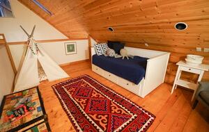 Wild Oyster Lodge on Hood Canal | Beach and Hot Tub - Quilcene, Washington