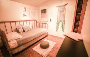 Wild Oyster Lodge on Hood Canal | Beach and Hot Tub - Quilcene, Washington