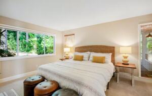 Sound of Sight Bayfront Stunner - Allyn, Washington