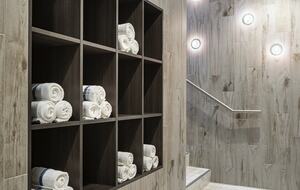 Quintess Collection - The Richards - Vancouver, Canada