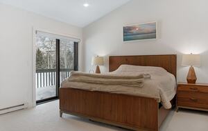 Modern 4BR Duplex | On Golf Course | Minutes to Beaver Creek + Vail - Avon, Colorado