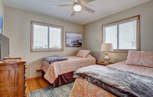 Quaint Oceanfront Island Escape - Surf City, North Carolina