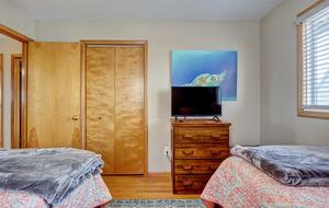 Quaint Oceanfront Island Escape - Surf City, North Carolina