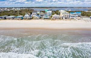 Quaint Oceanfront Island Escape - Surf City, North Carolina