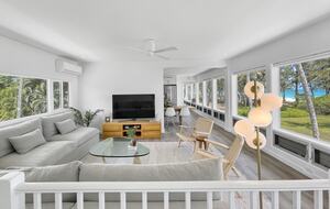 Hale Waimanalo | Oceanfront with private beach - Waimanalo, Hawaii