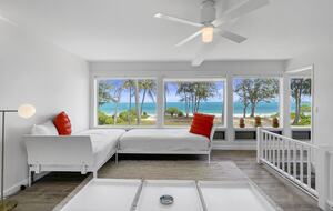 Hale Waimanalo | Oceanfront with private beach - Waimanalo, Hawaii