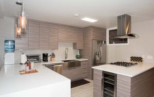 Park City Paradise | with hot tub, indoor sauna, & walking distance of lifts - Park City, Utah