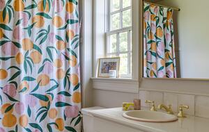 Bath for 3rd bedroom