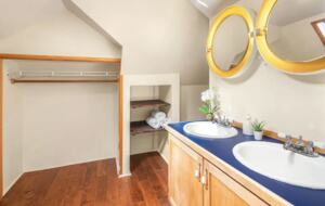 Charming Abode with Ocean Views - Seattle, Washington