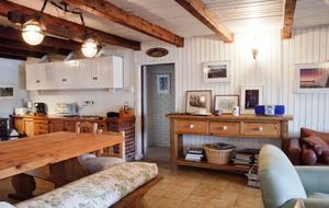 Gorgeous 880 Acre Argentina Ranch - Villa Lago Rivadavia, Argentina