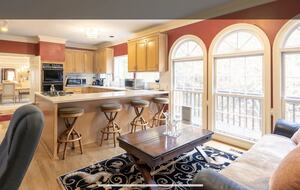 Elegant and Spacious Georgia Home - Roswell, Georgia