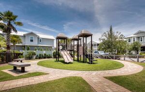 30-A house one mile from beach and Seaside - Seagrove Beach, Florida