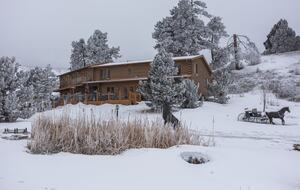 Winter views. Sledding hills on property. 35 min to ski areas