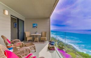 Ocean Front Luxury Beach Condo with Pool and Spa - Solana Beach, California