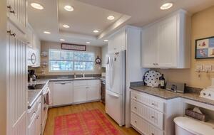 Ocean Front Luxury Beach Condo with Pool and Spa - Solana Beach, California