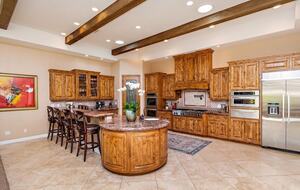 Palm Desert Tropical Estate Loaded with Amenities - Palm Desert, California