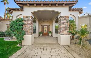 Palm Desert Tropical Estate Loaded with Amenities - Palm Desert, California