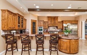 Palm Desert Tropical Estate Loaded with Amenities - Palm Desert, California