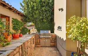 Palm Desert Tropical Estate Loaded with Amenities - Palm Desert, California