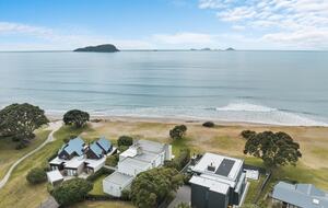 Beachfront Villa | Pauanui - Hikuai, New Zealand