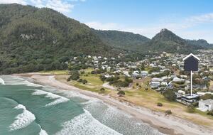 Beachfront Villa | Pauanui - Hikuai, New Zealand