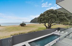 Beachfront Villa | Pauanui - Hikuai, New Zealand