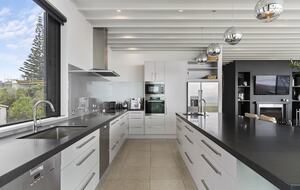 Beachfront Villa | Pauanui - Hikuai, New Zealand