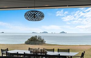 Beachfront Villa | Pauanui - Hikuai, New Zealand