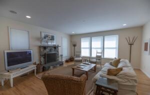 Hamptons Hideaway | Close to East Hampton Village and Beaches - East Hampton, New York