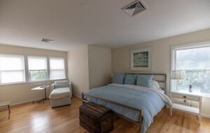 Hamptons Hideaway | Close to East Hampton Village and Beaches - East Hampton, New York