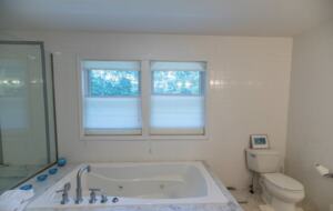 Hamptons Hideaway | Close to East Hampton Village and Beaches - East Hampton, New York