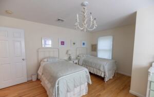 Hamptons Hideaway | Close to East Hampton Village and Beaches - East Hampton, New York