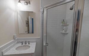 Hamptons Hideaway | Close to East Hampton Village and Beaches - East Hampton, New York