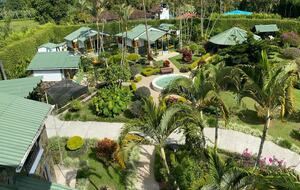 Finca el Naranjo | Colombian Farm Estate | With pool, soccer field, running track, and staff - La Tebaida, Colombia