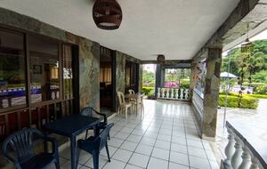 Finca el Naranjo | Colombian Farm Estate | With pool, soccer field, running track, and staff - La Tebaida, Colombia