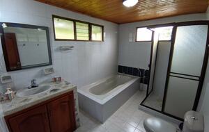 Finca el Naranjo | Colombian Farm Estate | With pool, soccer field, running track, and staff - La Tebaida, Colombia