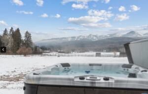 Whitefish 4-Acre Getaway | Hot Tub | Big Mountain Views - Whitefish, Montana