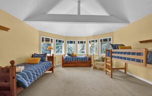 Spacious Sunriver Stunner - Sunriver, Oregon