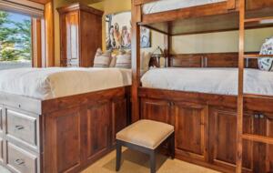 Telluride Gem with an Oxygen Bar, Fire Pit, and Hot Tub! - Mountain Village, Colorado