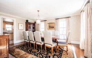 Charming New Canaan Cottage | Walking distance to town | About an hour from New York City by train - New Canaan, Connecticut