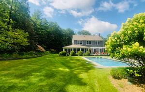 Luxurious and Modern Retreat in the Catskills - Kerhonkson, New York