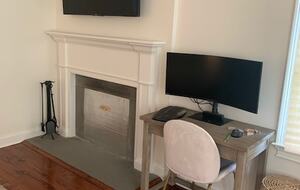 Luxurious and Modern Retreat in the Catskills - Kerhonkson, New York