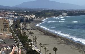 Beautiful, contemporary apartment overlooking Estepona - Estepona, Spain