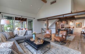 Modern Mountain Retreat with Stunning Views + Amenities Galore - Big Sky, Montana